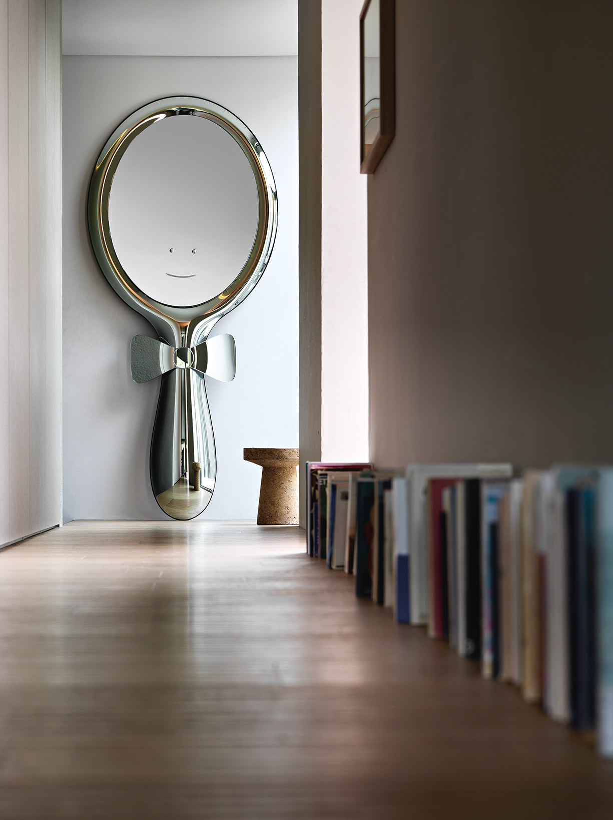 galleryImage