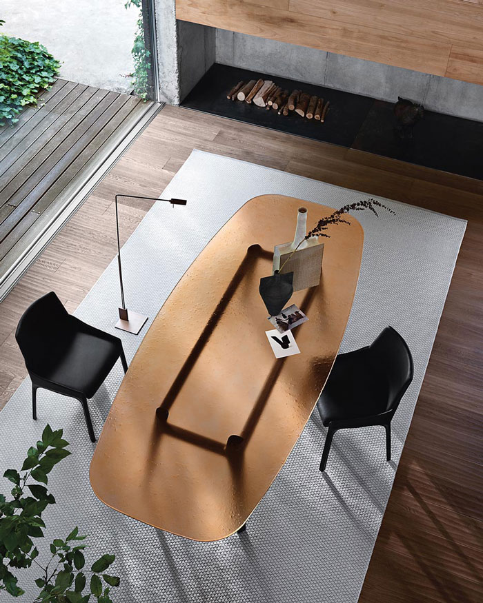 galleryImage