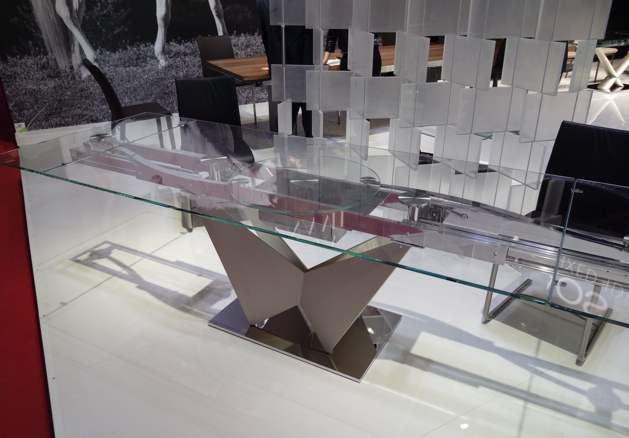 galleryImage