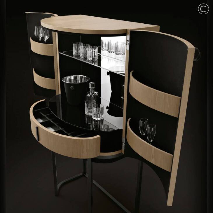 galleryImage